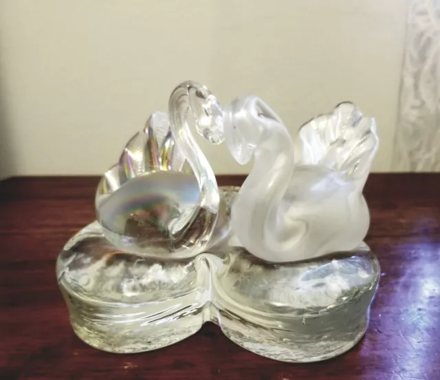 Art Glass Swans Signed Handcrafted Silver Dollar City Figurine Paperweight