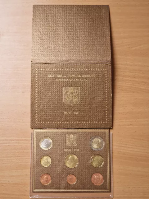 Vatican SET KMS 1cent- 2€ euro Pope BENEDICT 2011- Euro coin set Bu version