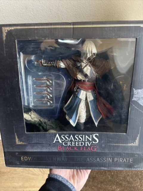 Assassin's Creed IV Black Flag Edward Kenway The Assassin Pirate statue Ubisoft