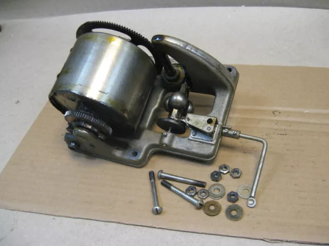 Antique Victor Victrola VV XI Upright Phonograph Tested Good 2 Spring Motor
