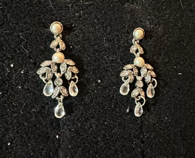 Vintage Monet Silver Tone Crystal Pearl Dangle Chandelier Earrings GORGEOUS!