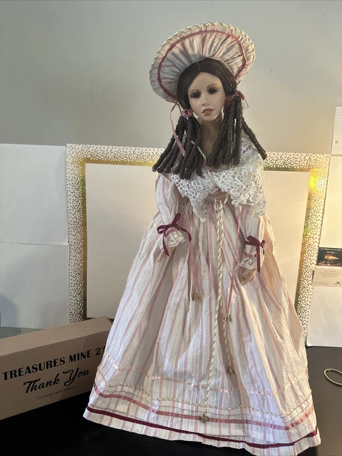 LE LIMITED EDITION ARTIST DOLL Sophie LE 127of 500  Brigitte von Messner 30"