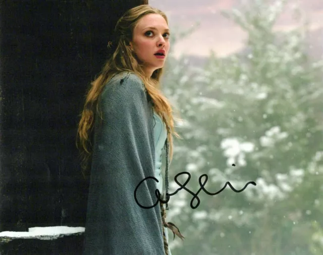 Amanda Seyfried Red Riding Hood autographed photo signed 8x10 #2 Valerie