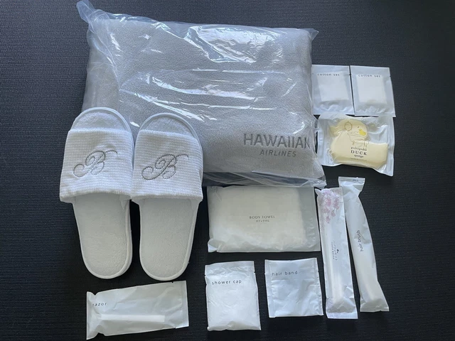 HAWAIIAN AIRLINES Blanket  / Bellagio Slippers / Amenities ❤️ Set Of 11 ❤️