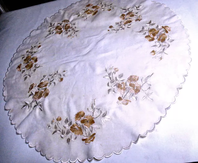 Vintage 42" Round Tablecloth Peach & White Silk Hand Embroidery on White Linen