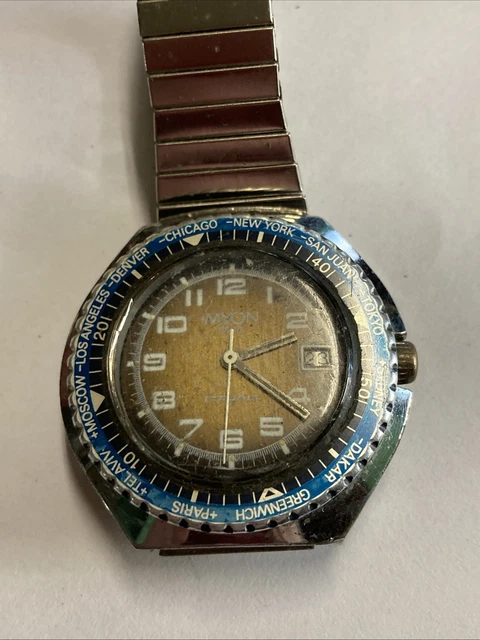 Montre Vintage à Automate Mécanique - Thème Tennis, Années 1950-1970 - Corona