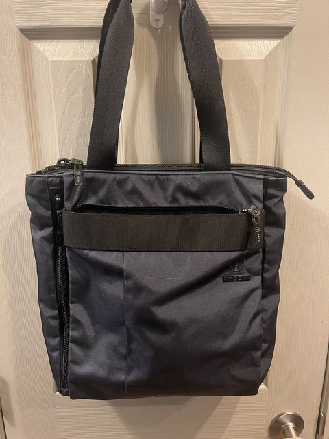 Tumi Blue Black Nylon Tumi T-Tech Laptop Bag EUC Yaoga Carrier