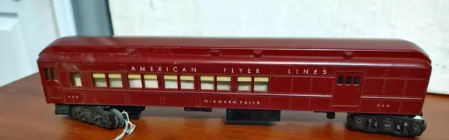 American Flyer 953 Niagara Falls combination car, maroon