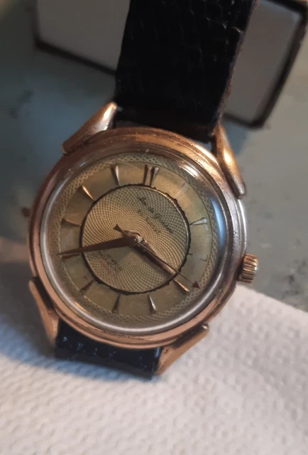 ANCIENNE MONTRE MÉCANIQUE Formi Ebauche Suisse avec son bracelet EUR