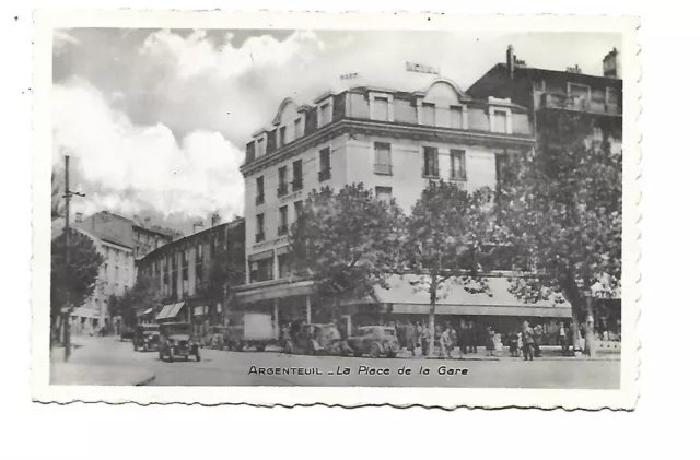 95  Argenteuil  La Place De La Gare