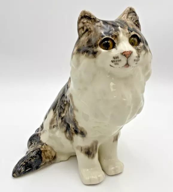 Jenny Winstanley Pottery Size 4 Sitting Cat Cathedral Glass Eyes              W9