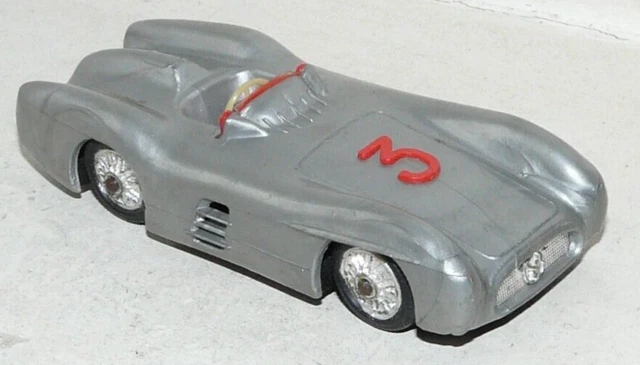 NOREV ANCIEN MERCEDES BENZ COMPETITION Plastique #2 1/43 made in france. EB012 NOREV ANCIEN MERCEDES BENZ COMPETITION Plastique #2 1/43 made in france. EB012
