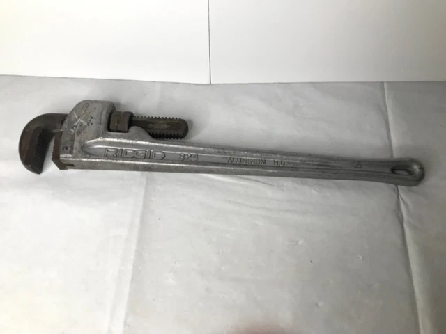 RIDGID Aluminum H D Pipe Wrench Model 824 24" Straight Pipe Wrench made in USA