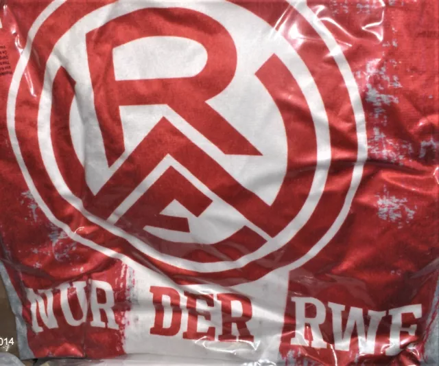 Fahnen & Wimpel  RWE Online-Shop – Rot-Weiss Essen