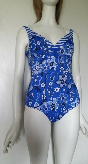 MAILLOT DE BAIN UNE PIECE NAGEUR MAINTIEN OUVERT LISE CHARMEL AUDACE BEAUTE NOIR MAILLOT DE BAIN UNE PIECE NAGEUR MAINTIEN OUVERT LISE CHARMEL AUDACE BEAUTE NOIR
