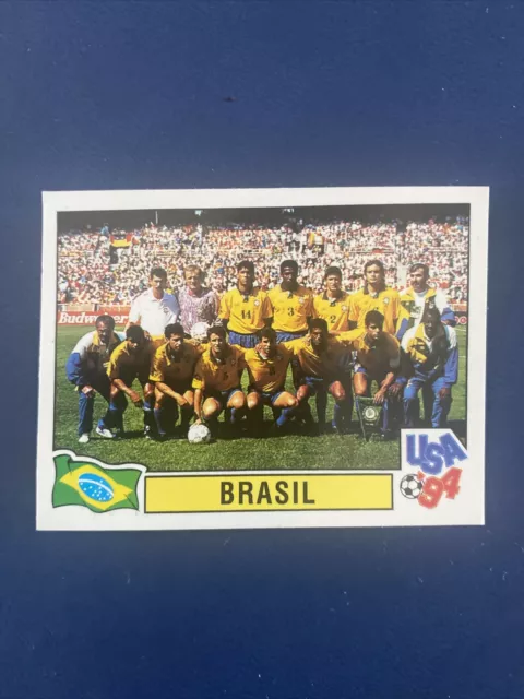Panini - FIFA World Cup - USA 94 - National Team Photo - Brasil - # 105 Panini - FIFA World Cup - USA 94 - National Team Photo - Brasil - # 105