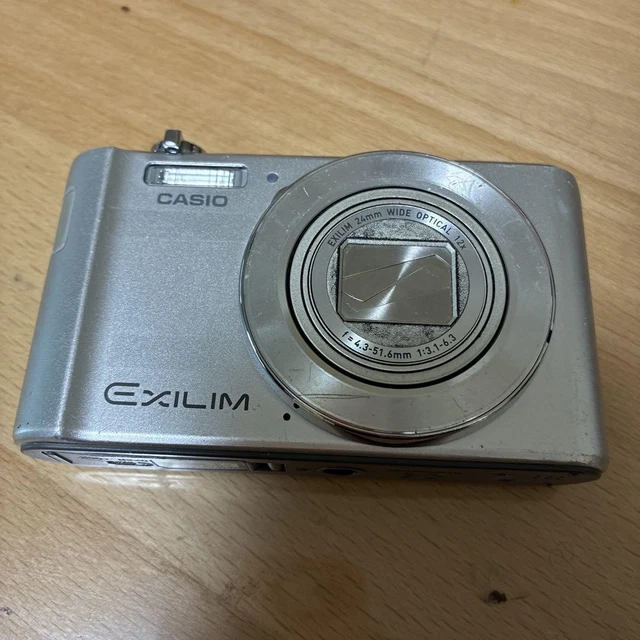 CASIO EX-ZS240 DIGITAL Camera Silver Used Tested Battery