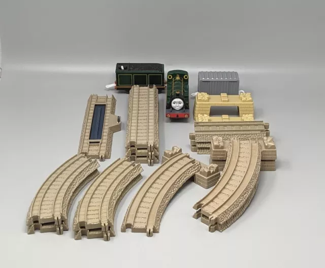2006 Hit Toy Thomas & Friends Trackmaster Motorized Emily Tender Train & Tracks 2006 Hit Toy Thomas & Friends Trackmaster Motorized Emily Tender Train & Tracks