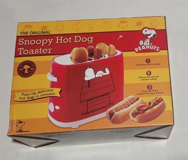 SNOOPY HOT DOG Toaster Toast Hot Dogs & Buns Peanuts New open box