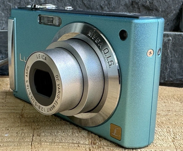 PANASONIC LUMIX DMCFS3 8.1MP Digital Camera Grün.l Tested 12x Zoom EUR