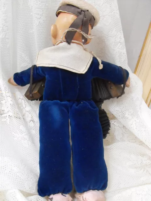 antike kleine Puppe Matrose mit Schifferklavier Samtanzug blau 30cm 3