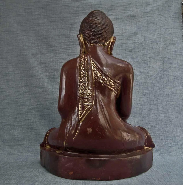 Large Antique Burmese Lacquered Gilded Wood Buddha Burma 19th Century Mandalay 9