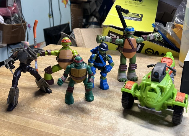 Lot Of 6 Teenage Mutant Ninja Turtles TMNT Toys Action Figures Loose