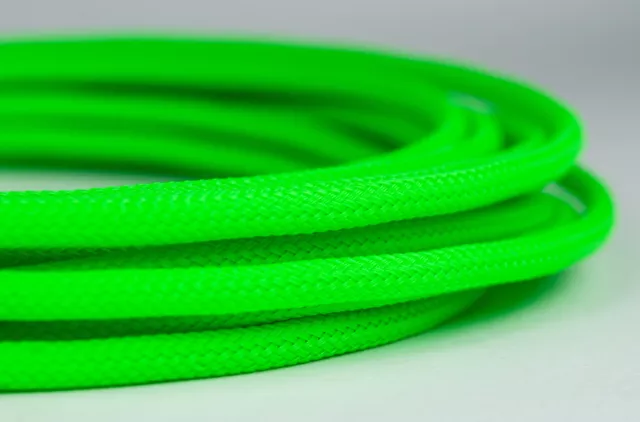 10 meters of  Shakmods Expanding Matte Braided Sleeving Cable Harness 11 Colours 3