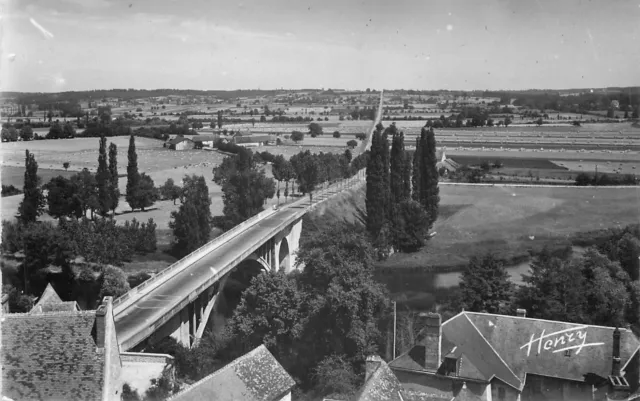 86 La Roche-Posay Vue Du Pont Et De La Vallee