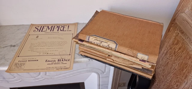 Lot Partitions De  Musique Piano Et Document Maison De S.m. La Reine Marie +++++