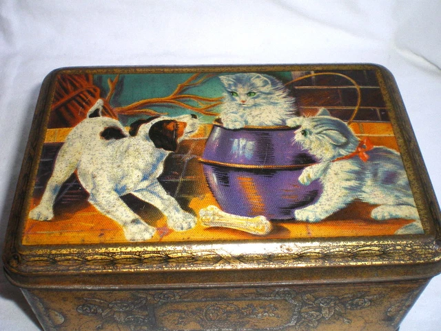 Ancienne Boîte à Gâteaux En Tôle Lithographiée Motif Papillon Art Déco Années 1930, Superbe état