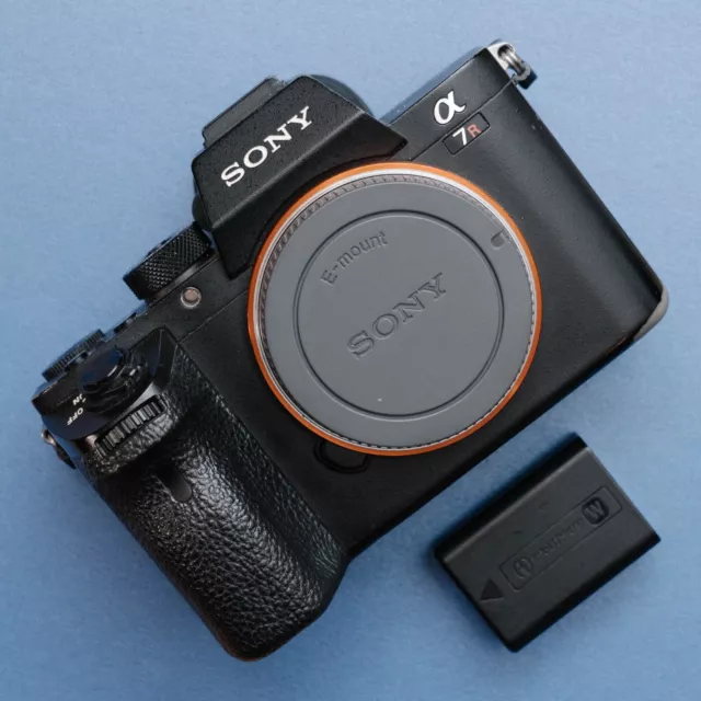 SONY A7R II 📸 ILCE-7RM2 * Body Only - Mirrorless Full Frame 42MP Camera