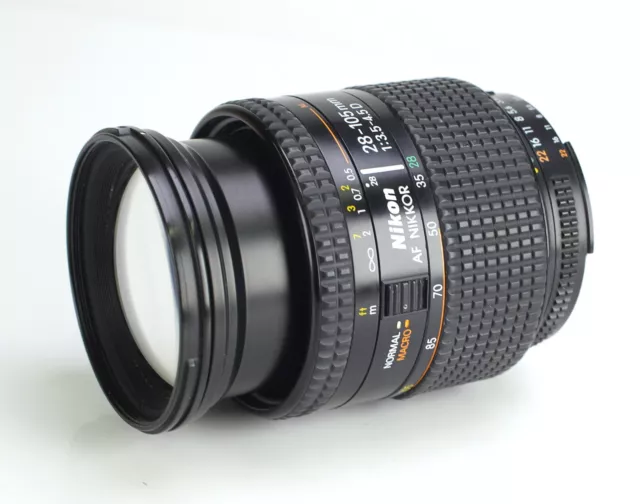 Nikon Nikkor  28-105mm F3.5-4.5 D Autofocus Zoom Lens - Spares or Repairs