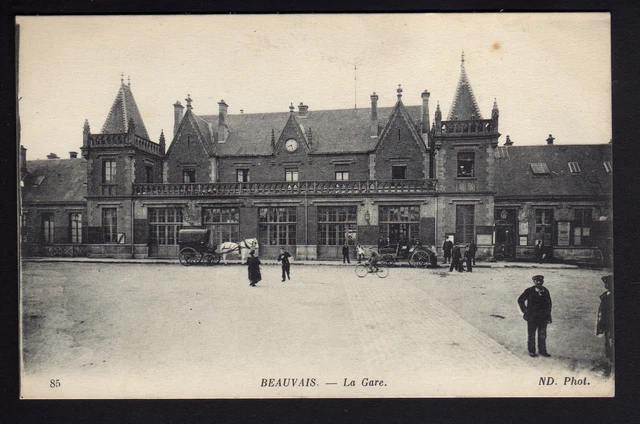 BEAUVAIS oise CPA 60 la gare