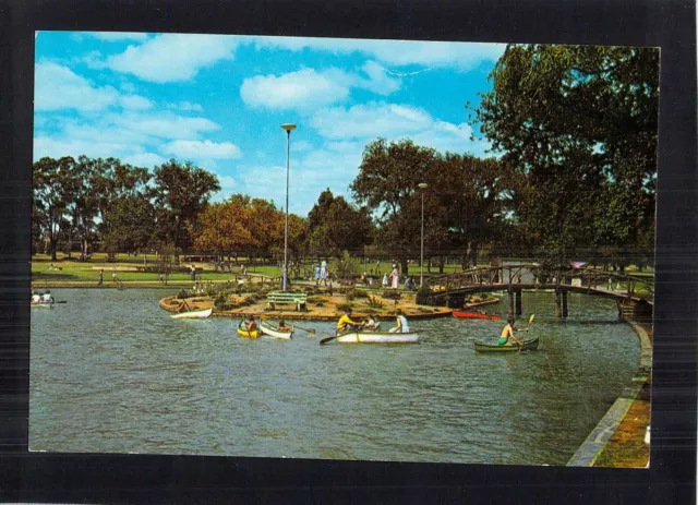 D2224 Australia SA Adelaide East Park Lands Lakes vintage postcard