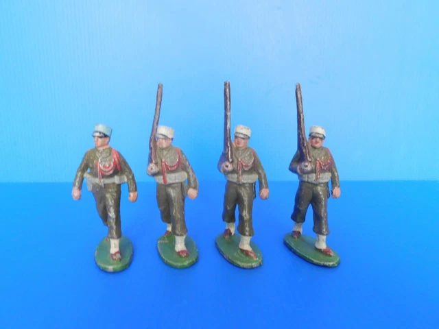 Quiralu / Armee Coloniale / La Legion Etrangere Bel Ensemble De 4