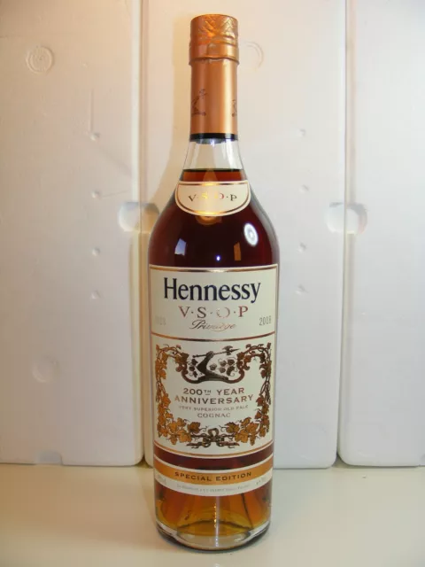 COGNAC HENNESSY SPECIAL EDITION 200TH YEAR ANNIVERSARY 1818-2018 (70cl - 40%vol)