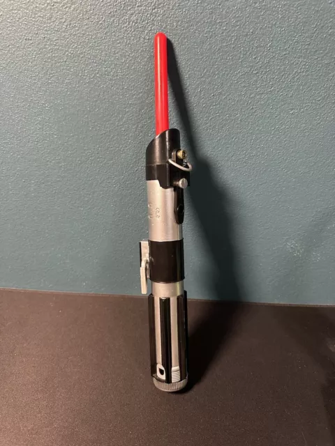 Vintage 2015 Hasbro Star Wars Red Retractable Lightsaber B2915 C-3252A