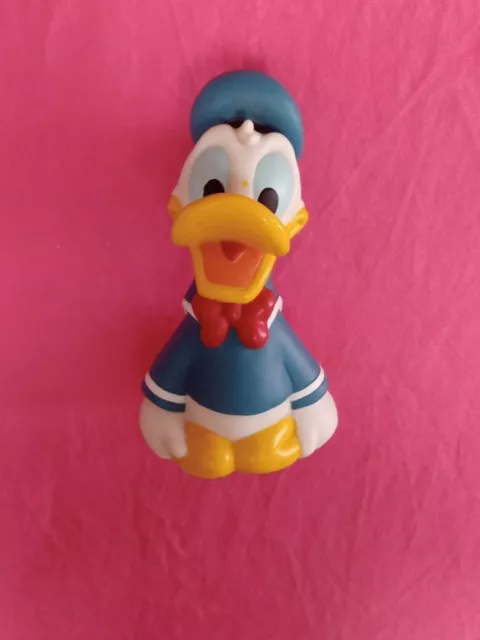 Disney - Donald Duck Plastic 6" Coin Piggy Bank with Stopper