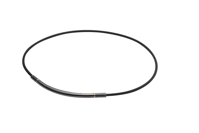 Collar PHITEN RAKUWA Cuello Metax Redondo Negro/Dorado 50cm