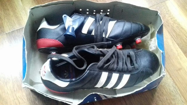 AZTECA ADIDAS FOOTBALL boots size 8 . new dead stock. Box. Vintage. 70s  /80s ? 75.00 - PicClick UK