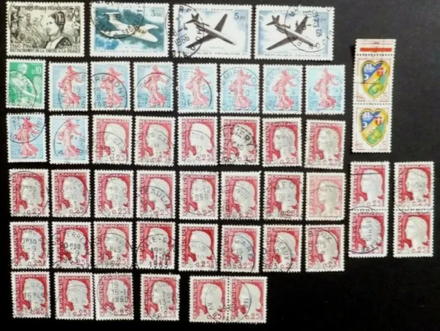 48 schön gestempelte Briefmarken aus Frankreich, 1960.   19)