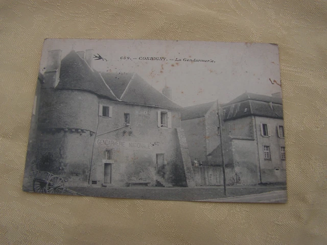 carte postale   corbigny   vers 1900  la  gendarmerie