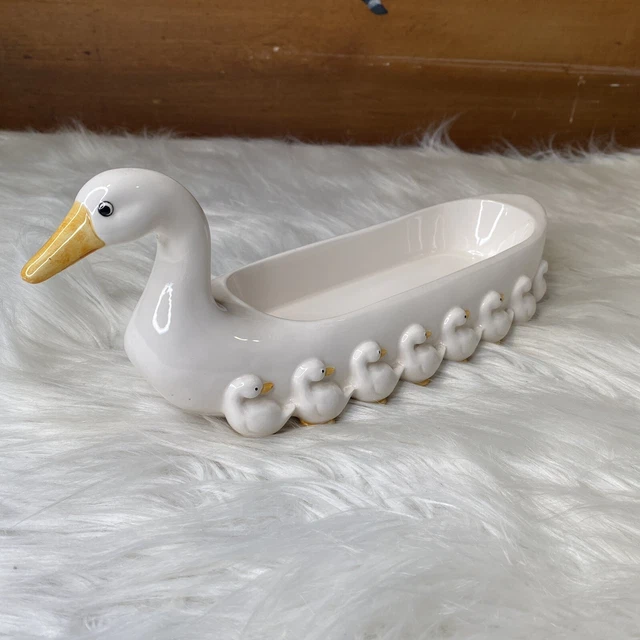 Vintage 1981 Fitz And Floyd Ducks In A Row Ceramic Painted Cracker Dish Decor
