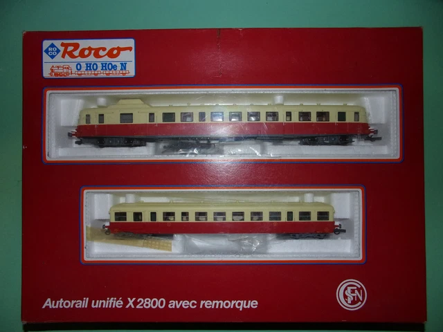ROCO COFFRET AUTORAIL diesel RGP X2700 + remorque TEE 43033 NEUF EUR 284,00 - FR