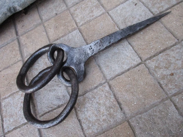 Antique Wrought Iron Strong Tethering Double Ring on Pin Game Hook Old Hardware 11