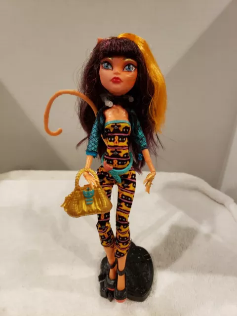 Monster High Freaky Fusions Cleolei Fusión de Cleo de Nilo y Toralei 2013