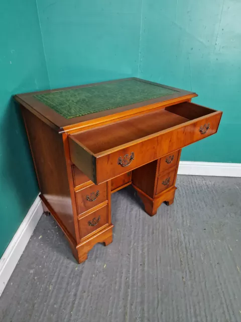 An Antique Style Leather Topped Yew Knee Hole Desk ~Delivery Available~ 3