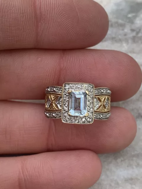 ￼14ct gold emerald cut aquamarine diamond heavy ring 4.4 Grams