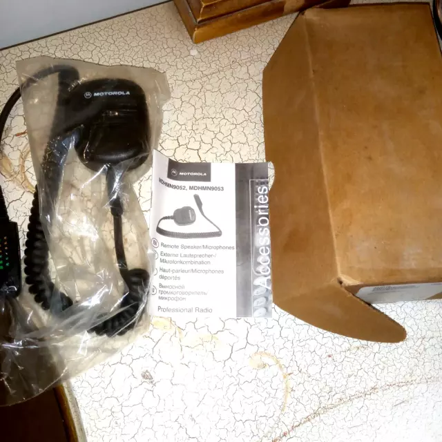 OEM MOTOROLA MDHMN9053 Noise Cancelling Compact Remote Speaker PALM Microphone